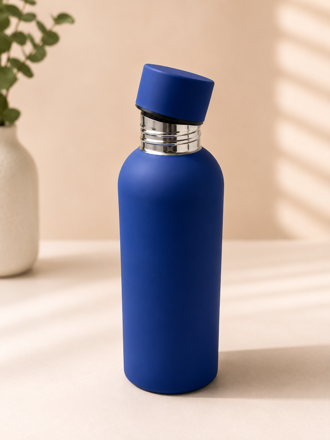 Premium Double-Wall Stainless Steel Insulated Water Bottle – Leakproof Vacuum Flask for Hot & Cold Drinks (500ml)